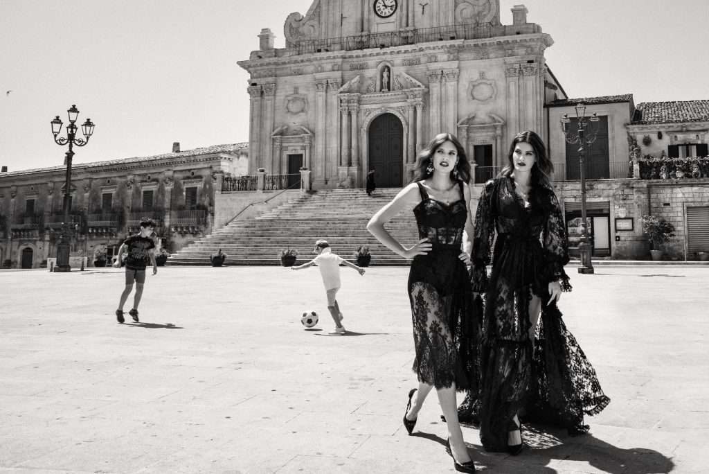 Dolce & Gabbana تُقدم حملتها الجديد لموسم ربيع وصيف2020