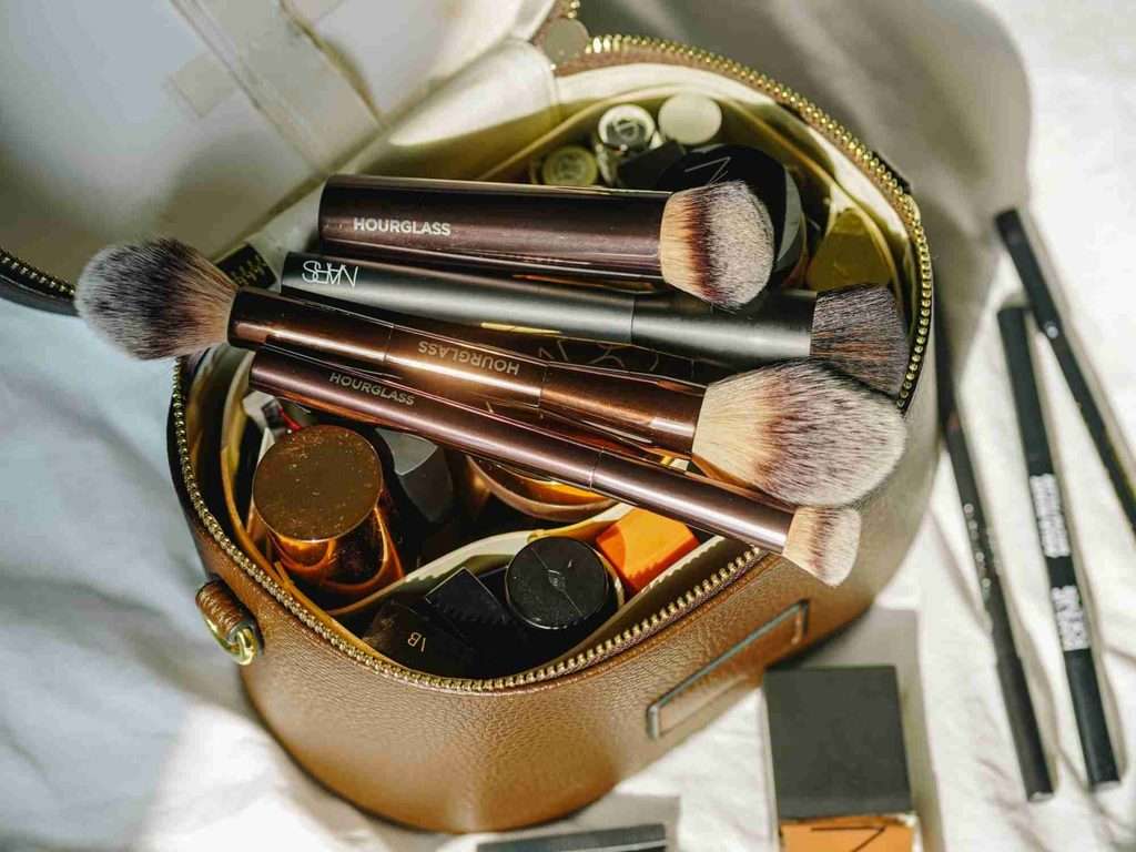 Luxury makeup brushes